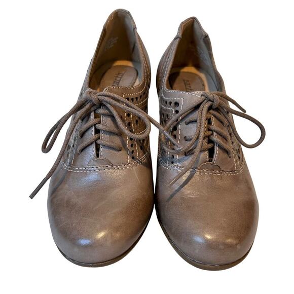 Earth Escape Khaki Preppy Oxford Leather Lace Up 2" Heel Women's 6.5 - Picture 3 of 9